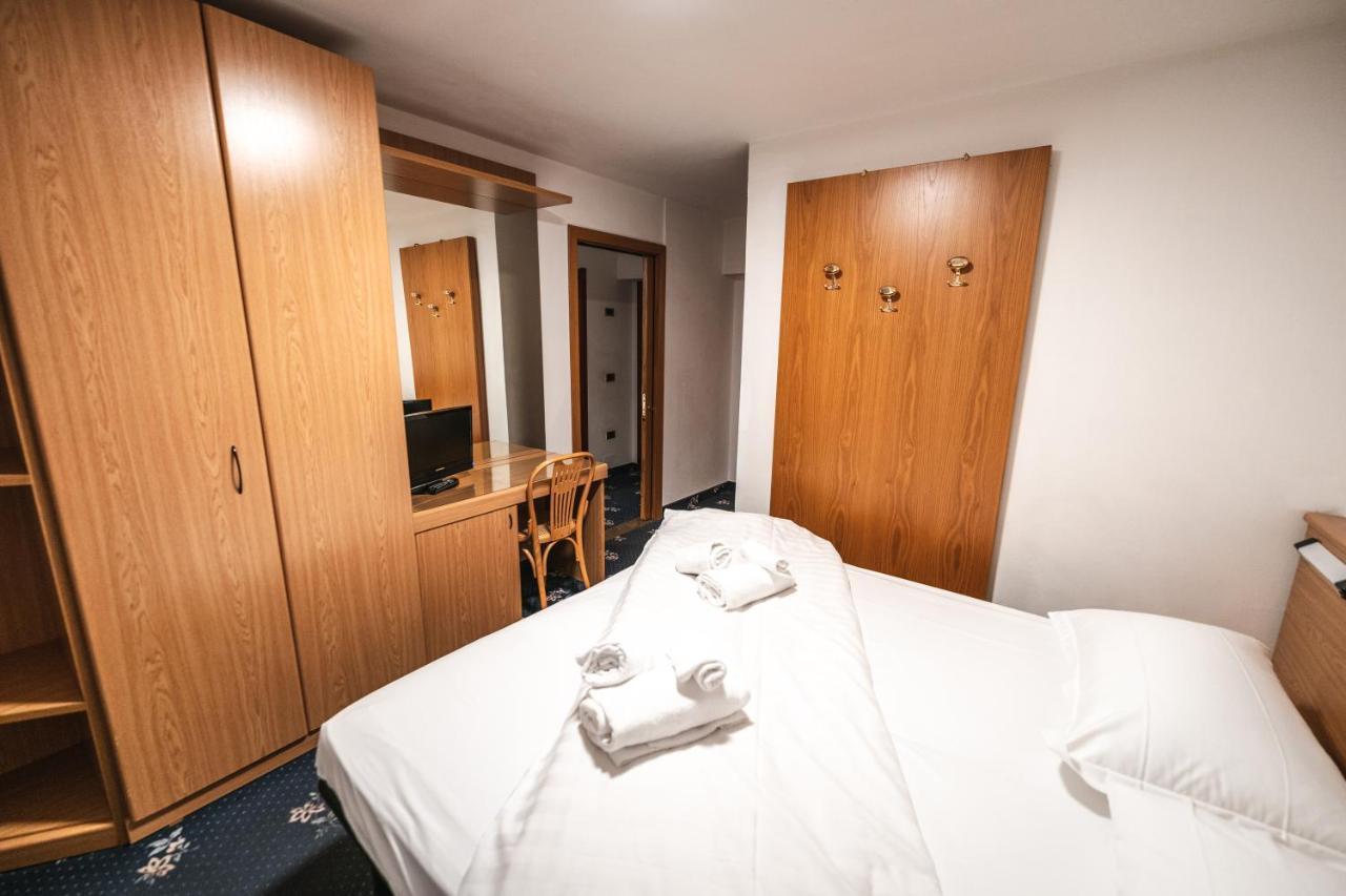Smart Hotel Renzi Folgarida Extérieur photo